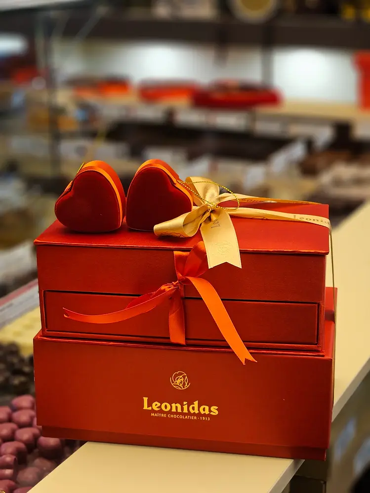 Joyero de bombones 32 bombones aprox