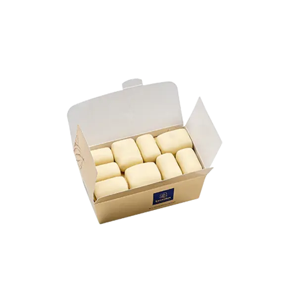 Manon en caja dorada